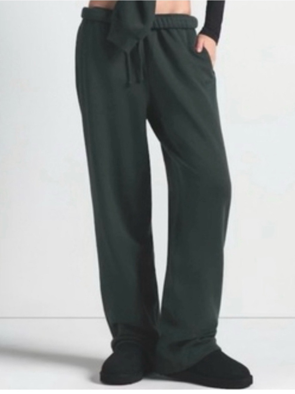 Skims wide leg sweatpants in spruce